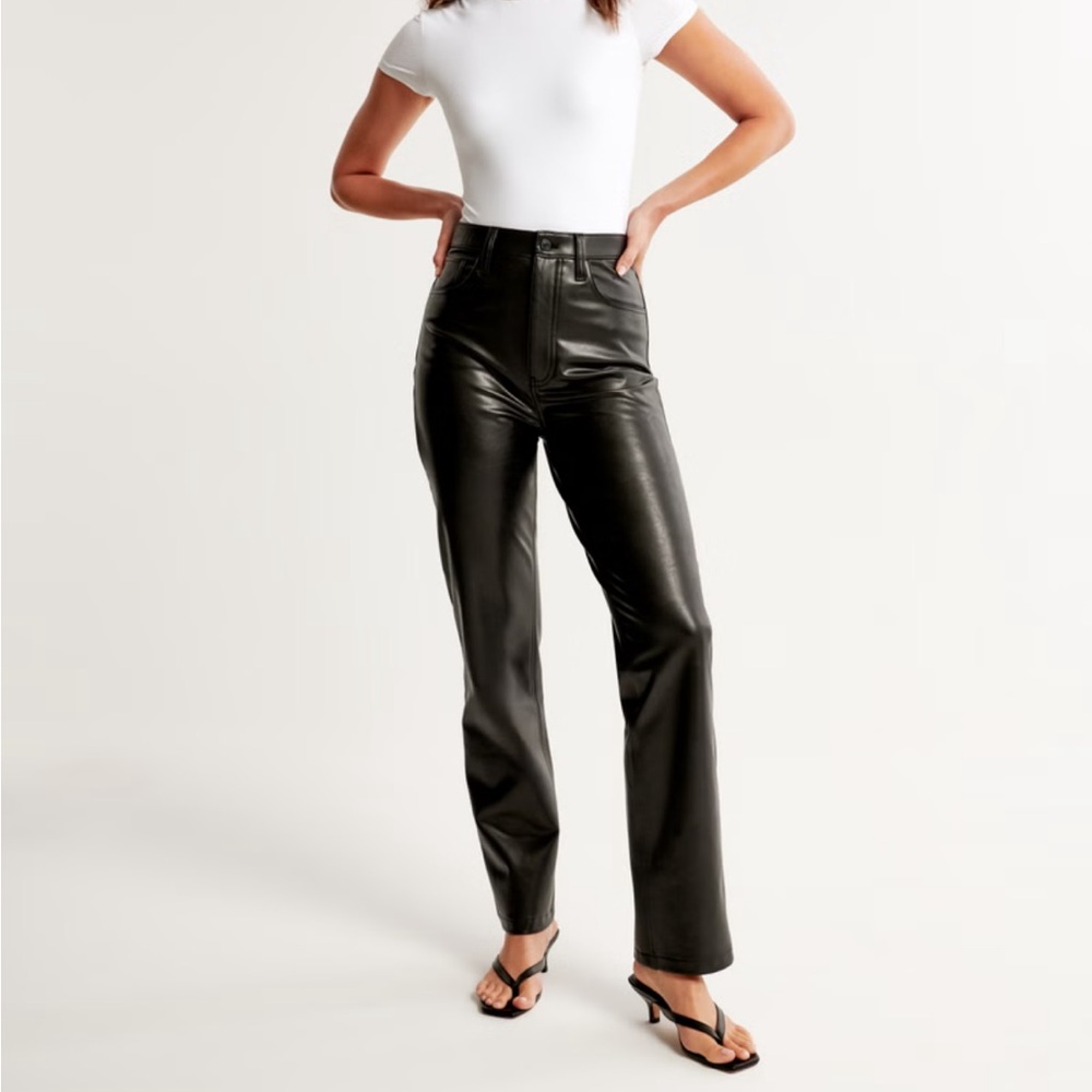 NEW🖤Abercrombie & Fitch Vegan Leather 90s Straight Ultra High Rise Sz 28/6s $110